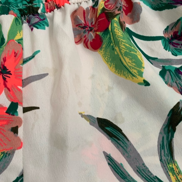 Girls Blush Floral Off the Shoulder Romper - Picture 2 of 4